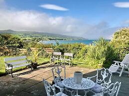 1 Bed Flat - Sleeps 5 - Parking - Garden - Pets