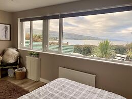 Ballygally Seaview and Garden 1 Bedroom Hideaway