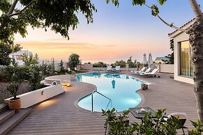 Grace Villas Collection