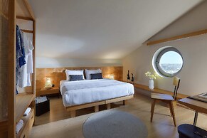 Grace Villas Collection