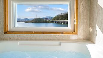 Chuncheon El Dorado Pension