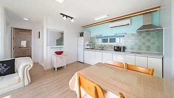 Namhae Montmartre Pension