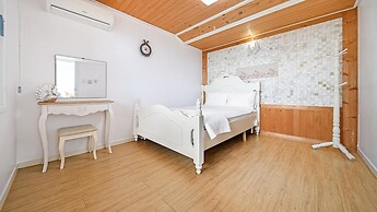 Namhae Montmartre Pension