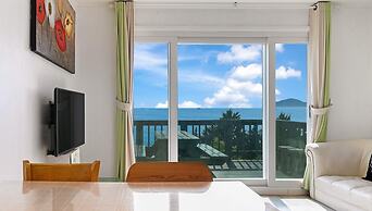 Namhae Montmartre Pension