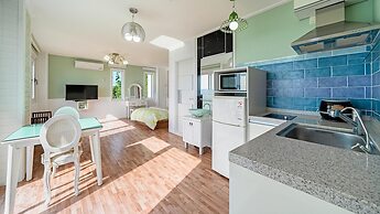 Namhae Montmartre Pension