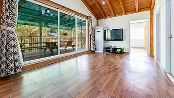 Gapyeong Rainbow Pension