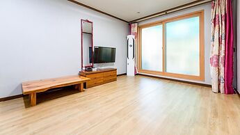 Gapyeong Rainbow Pension