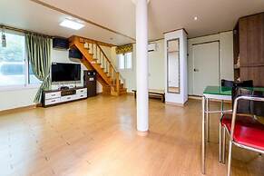 Gapyeong Rainbow Pension