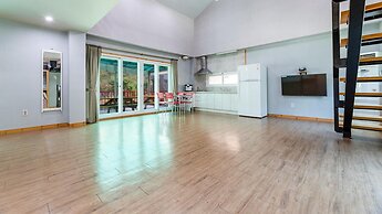 Gapyeong Rainbow Pension