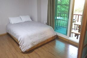 Gapyeong Rainbow Pension