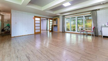 Gapyeong Rainbow Pension