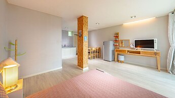 Goseong Sea&star Pension