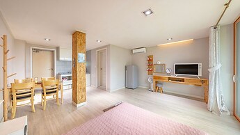 Goseong Sea&star Pension