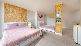 Goseong Sea&star Pension