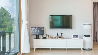 Goseong Sea&star Pension