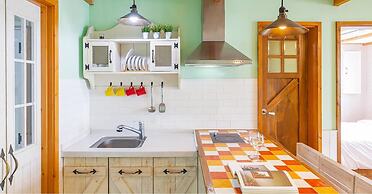 Ganghwa Hana & Alice spa Pension