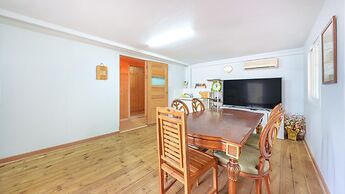 Gapyeong Myeonyeokgongbang Private Villa