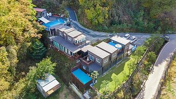 Gapyeong Myeonyeokgongbang Private Villa