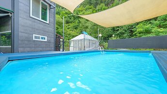 Gapyeong Myeonyeokgongbang Private Villa