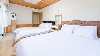 Gapyeong Myeonyeokgongbang Private Villa