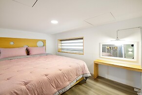 Yeosu Nangman Pension