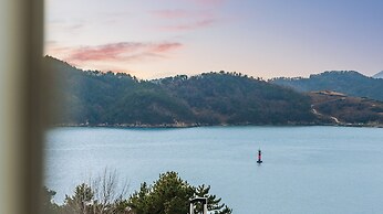 Yeosu Nangman Pension