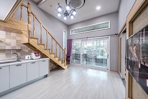 Gyeongju Soraedanga Pension