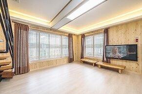 Gyeongju Soraedanga Pension