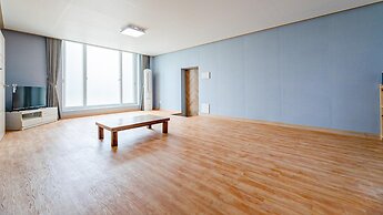 Ganghwa Paeng Namu Pension