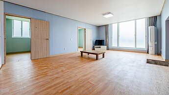 Ganghwa Paeng Namu Pension