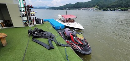 Nami Island Healing Leisure Camping&glamping