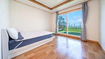 Goseong Maple Kids&spa&poolivilla