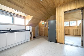 Goseong Maple Kids&spa&poolivilla