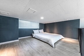 Yeosu Lastella Pension