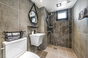 Yeosu Lastella Pension