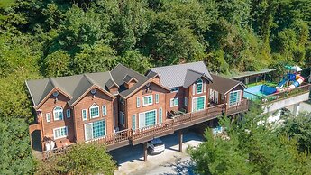 Gapyeong Chaerokji Pension