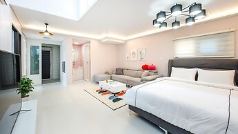 Gosung Shalala Private Pool & Spa Villa