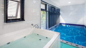 Gosung Shalala Private Pool & Spa Villa