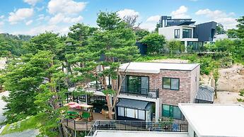 Goseong Pinetree Pension
