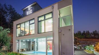 Gapyeong The Bereuso Poolvilla