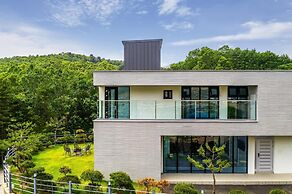 Gapyeong The Bereuso Poolvilla