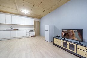 Goseong Jjun Camping Pension