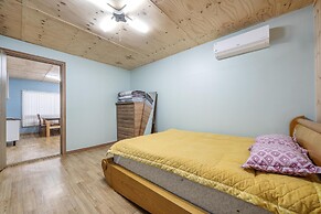 Goseong Jjun Camping Pension