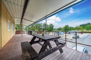 Goseong Jjun Camping Pension