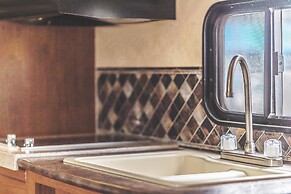 Goseong Jjun Camping Pension