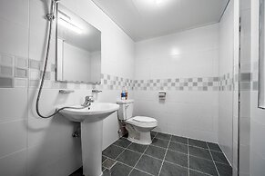 Goseong Jjun Camping Pension