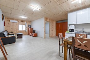 Goseong Jjun Camping Pension