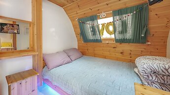 Goseong Jjun Camping Pension