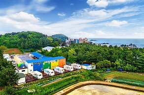 Goseong Jjun Camping Pension