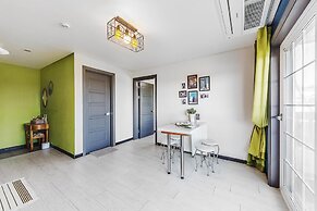 Ganghwa Rodemhouse Pension